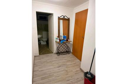 WG ZU VERMİETEN!! - 500,00&nbsp;EUR Kaltmiete, ca.&nbsp; 20,00&nbsp;m&sup2; in Lohne (Oldenburg) (PLZ: 49393)