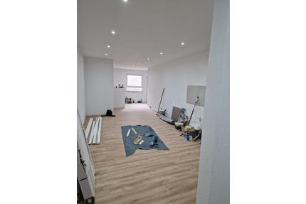 1,5 ZIMMER WOHNUNG IN NIEFERN ÖSCHELBRONN - Niefern-Öschelbronn