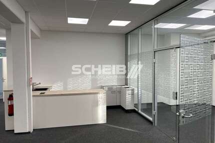 Büro in Bad Friedrichshall 7.387,00 € 830 m²
