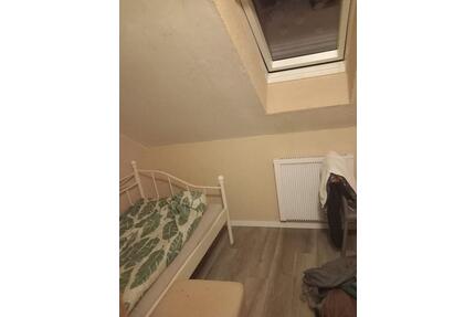 Nachmieter für eine Zimmer Wohnung in Wg. Wohnung - Bad Neustadt an der Saale