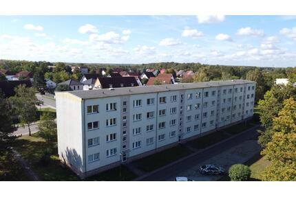 Schöne 3- Raumwohnung mit Balkon - Borna