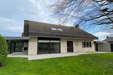 Haus zum Mieten in Geldern 1.900,00 € 203 m²