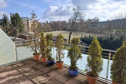 Gepflegte 4-Zi.-Balkonwohnung mit Garage in Sulzbach-Rosenberg