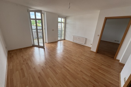 Helle & ruhige 2 Zimmer Whg. mit Aufzug und Balkon (W 31) - Gera