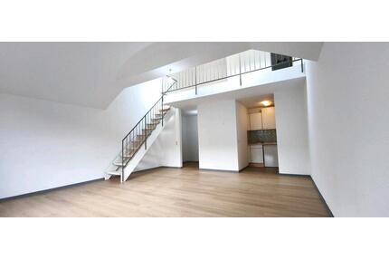 Helle, renovierte und zentrale Maisonette Wohnung - Trier Nord