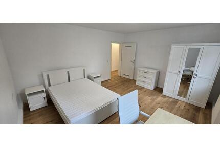 NEU: 1-Zimmer in Wohngemeinschaft (WG), EBK + Vollmöbliert NEU + Nebenkosten inkl. Strom + Internet - Stuttgart Bad Cannstatt