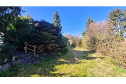 Schönes eingewachsenes Grundstück in guter Lage von 91341 Röttenbach bei Erlangen