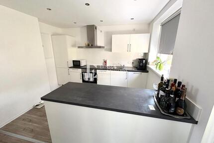 Attraktive 5-Zimmer-Wohnung mit Balkon & moderner Einbauküche zu vermieten (MH22 R2) - Kitzingen