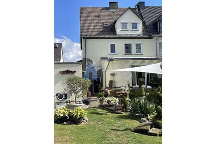 Modernisiertes Dreifamilienhaus,stadtnah und in Uni-Nähe - Kassel Nord-Holland