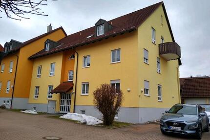 Dachgeschosswohnung mit Balkon in Windischeschenbach