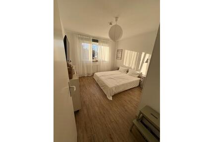 Provisionsfrei! 5-Zimmer und Süd-Balkon in Gerkerath - Mönchengladbach West