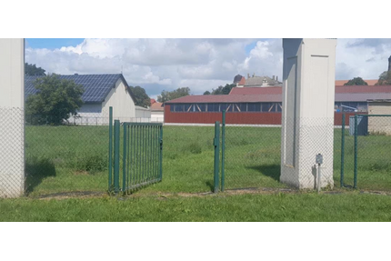Grundstück zu verkaufen in Landsberg 370.000,00 € 3700 m²