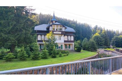 Villa mit großzügigem Grundstück - Altenberg
