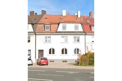 PROVISIONSFREI: Voll vermietetes und saniertes MFH in Hof