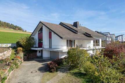 Haus zum Kaufen in Tengen 595.000,00 € 231 m²