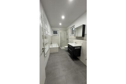 moderne 3,5-Zimmer Wohnung mit Terasse in Andernach