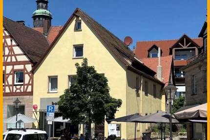 Haus zum Kaufen in Lauf an der Pegnitz 499.000,00 € 281 m²