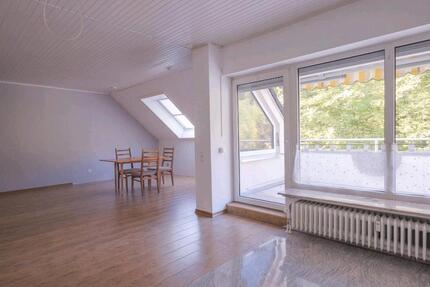 Geräumige 3-Zimmer Wohnung Blick ins Grüne - Gummersbach