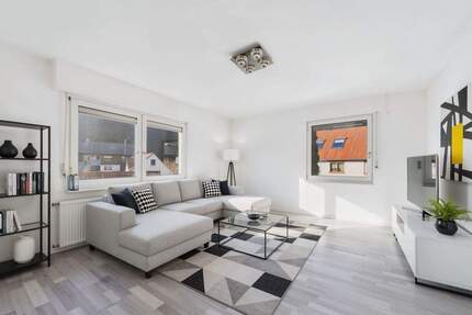 4,5-Zimmer-Wohnung in Uhingen - frisch renoviert, perfekte Raumaufteilung, große Loggia