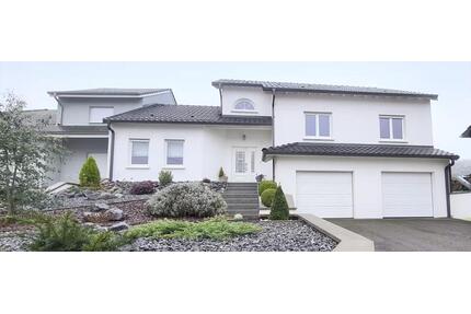 EFH in FR ca. 160m² nur 4km bis DE, FBH, riesige Garage + Keller - Saarlouis