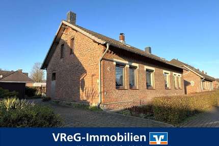 Haus zum Kaufen in Lägerdorf 155.000,00 € 79.8 m²