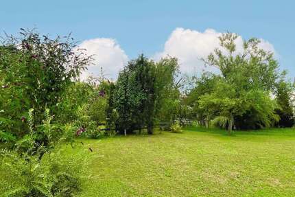 Grundstück zu verkaufen in Adelshofen 385.000,00 € 604 m²