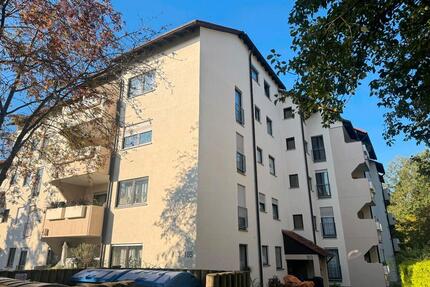 TübingenWanne: 3-Zi-Wohnung mit Einbauküche+Balkon zum 01.06