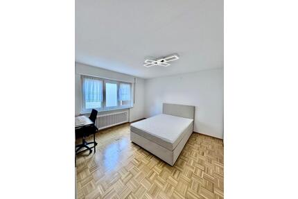 3 - Zimmer Wohnung zu Vermieten in Schwenningen, frisch renoviert - Villingen-Schwenningen