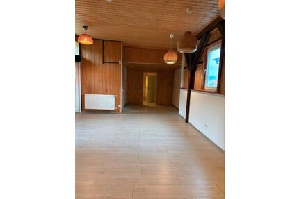Schöne große 60qm 1-Zimmer Wohnung - Lohra