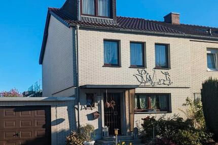 Attraktives Reiheneckhaus mit Gartenidylle in Köln-Widdersdorf