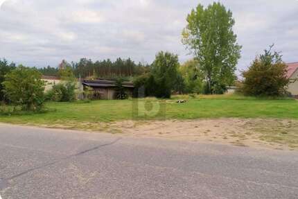 Grundstück zu verkaufen in Britz 185.000,00 € 1131 m²