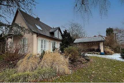Haus zum Mieten in Berg-Sibichhausen 3.400,00 € 185 m²