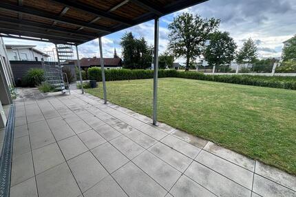 Helle 3-Zimmer Erdgeschosswohnung mit Terrasse und Garten in ruhiger Siedlungslage – mit viel Platz zum Wohnen - Pfarrkirchen