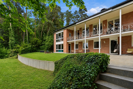 Haus zum Kaufen in Ramstein-Miesenbach 2.750.000,00 € 702 m²