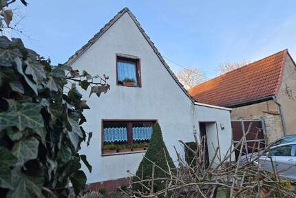 Einfamilienhaus mit Nebengelass in Beesenstedt - Salzatal