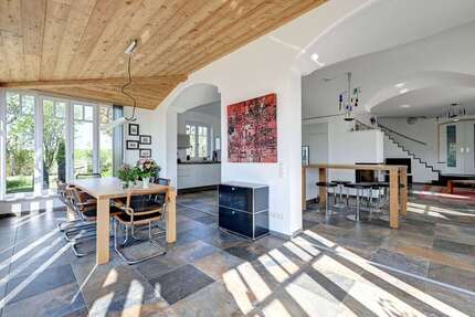 Haus zum Kaufen in Bruck Alxing 2.690.000,00 € 402 m² - Bruck / Alxing