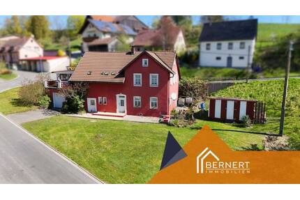 Ein Zuhause zum Abschalten - großzügiges Wohnen mit Wintergarten in ruhiger Frankenwaldlage - Presseck Seubetenreuth