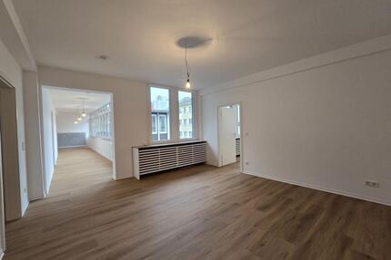 Penthouse im Herzen von Offenbach - Wohnen mit Gewerbe verbinden. - Offenbach am Main