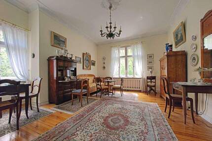 Elegante 3-Zimmer-Altbauwohnung mit Stuckornamenten & Loggia in begehrter Lage Schlachtensee - Berlin Nikolassee