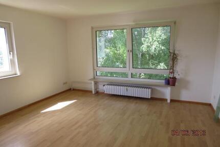 Moderne 2,5 Zimmer-Wohnung mit Balkon - Essen Stadtbezirk III