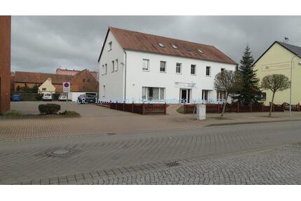 Erstbezug nach Sanierung - moderner Grundriss, schickes Bad, WC extra, AR - Tangerhütte