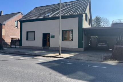 2 Zimmer Wohnung ca. 80 m2 in Duisburg Meiderich am 01.08.