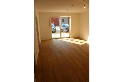Attraktive hochwertige 2-Zimmer Wohnung im Herzen von Hemau