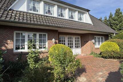 Großes Zweifamilienhaus mit vielen Möglichkeiten in ruhiger Lage! - Sottrum