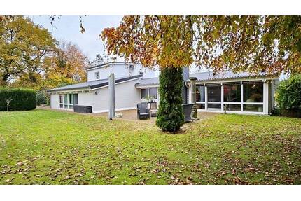 495.000,00&nbsp;EUR Kaufpreis, ca.&nbsp; 247,00&nbsp;m&sup2;&nbsp;Wohnfl&auml;che in Holste (PLZ: 27729) Hellingst