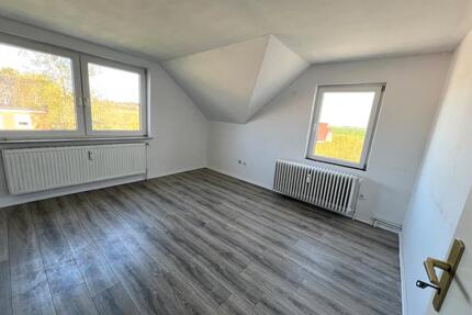 Ihr Küstenglück in Hage -Gemütliche 3-Zimmer-Wohnung kurzfristig zu vermieten!