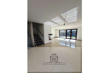 Haus zum Mieten in Rosbach vor der Höhe Rodheim vor der Höhe 2.000,00 € 170 m² - Rosbach vor der Höhe / Rodheim vor der Höhe