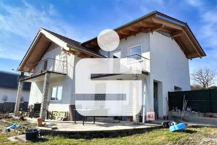 Haus zum Kaufen in Eggenfelden 345.000,00 € 136 m²