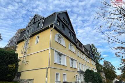 Wohnung zum Kaufen in Schwarzenberg 40.000,00 € 57.02 m²