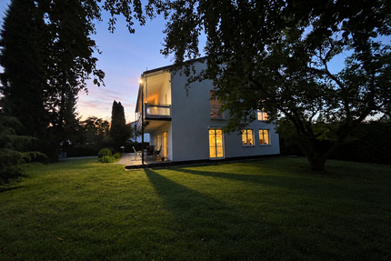 Haus zum Kaufen in Neusäß 1.490.000,00 € 270 m²